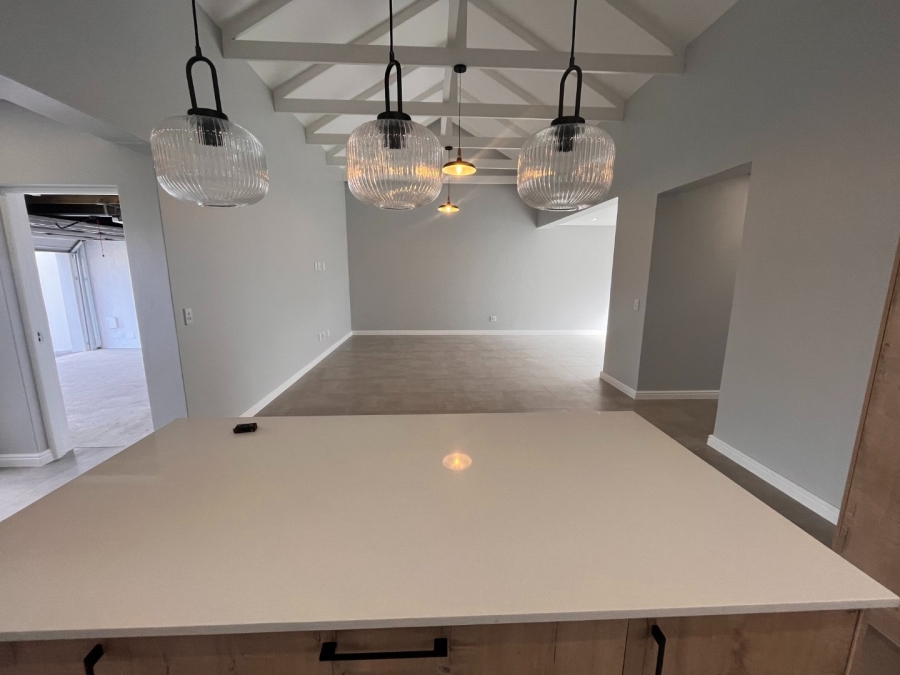 3 Bedroom Property for Sale in Sandown Western Cape